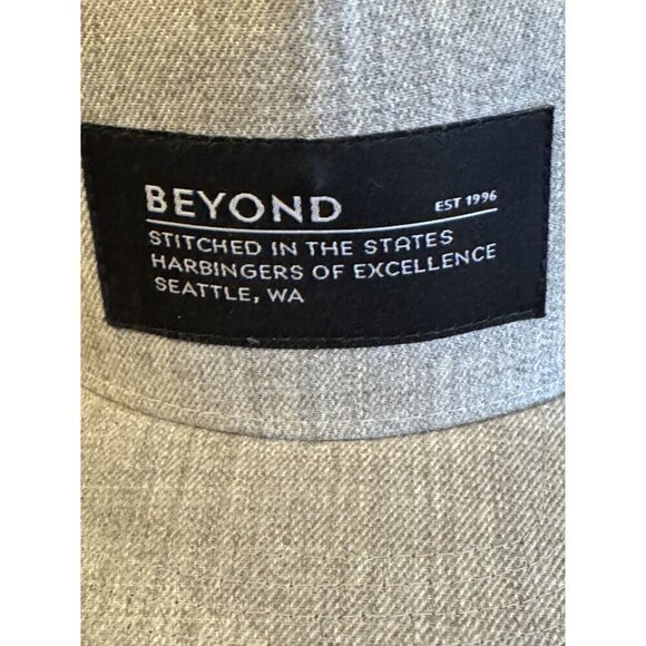 Beyond Men's Heathered Gray Snapback The Classics Cap One Size - Picture 3 of 7